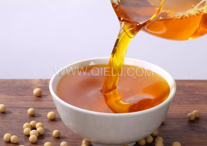 大豆油精煉加工設(shè)備，企鵝優(yōu)化工藝降低生產(chǎn)成本(圖1)